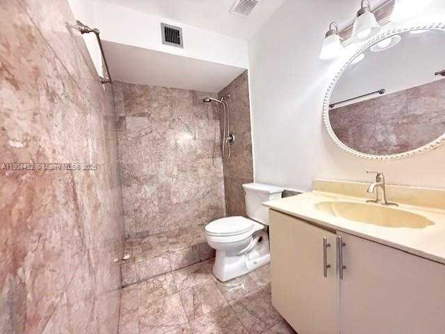Small Image of 515 WEST PARK DR #2, Miami Number 31