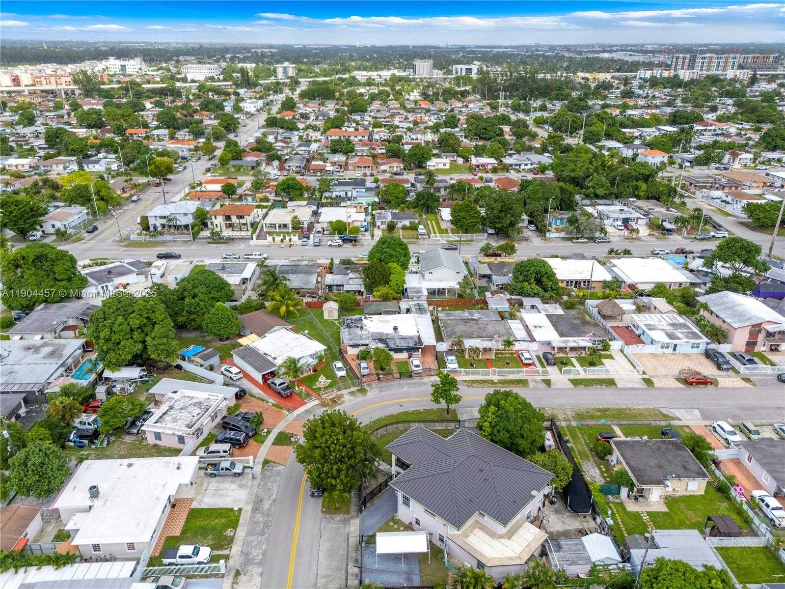 Small Image of 1541 EAST 6TH CT #2, Hialeah Number 41