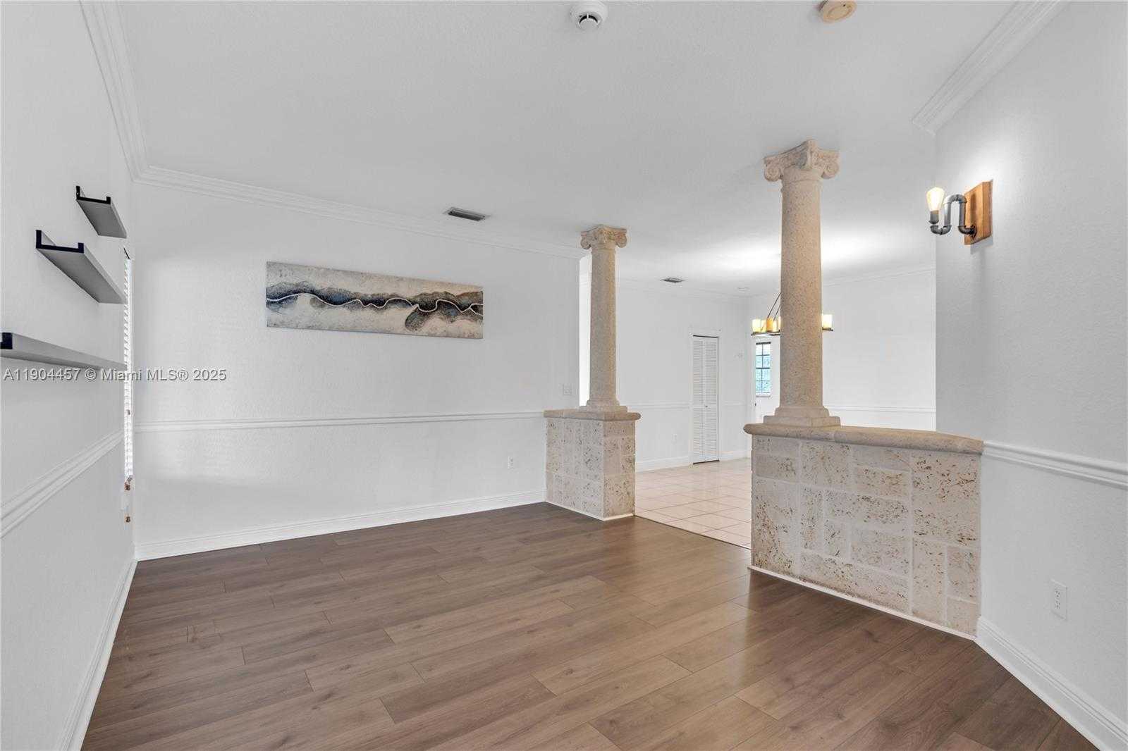 Small Image of 1541 EAST 6TH CT #2, Hialeah Number 6