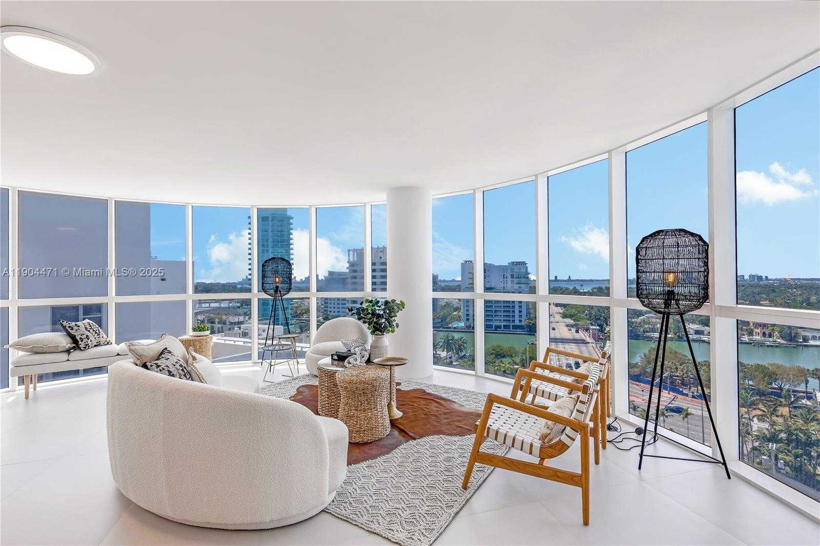 Small Image of 6301 COLLINS AVE #1405, Miami Beach Number 2