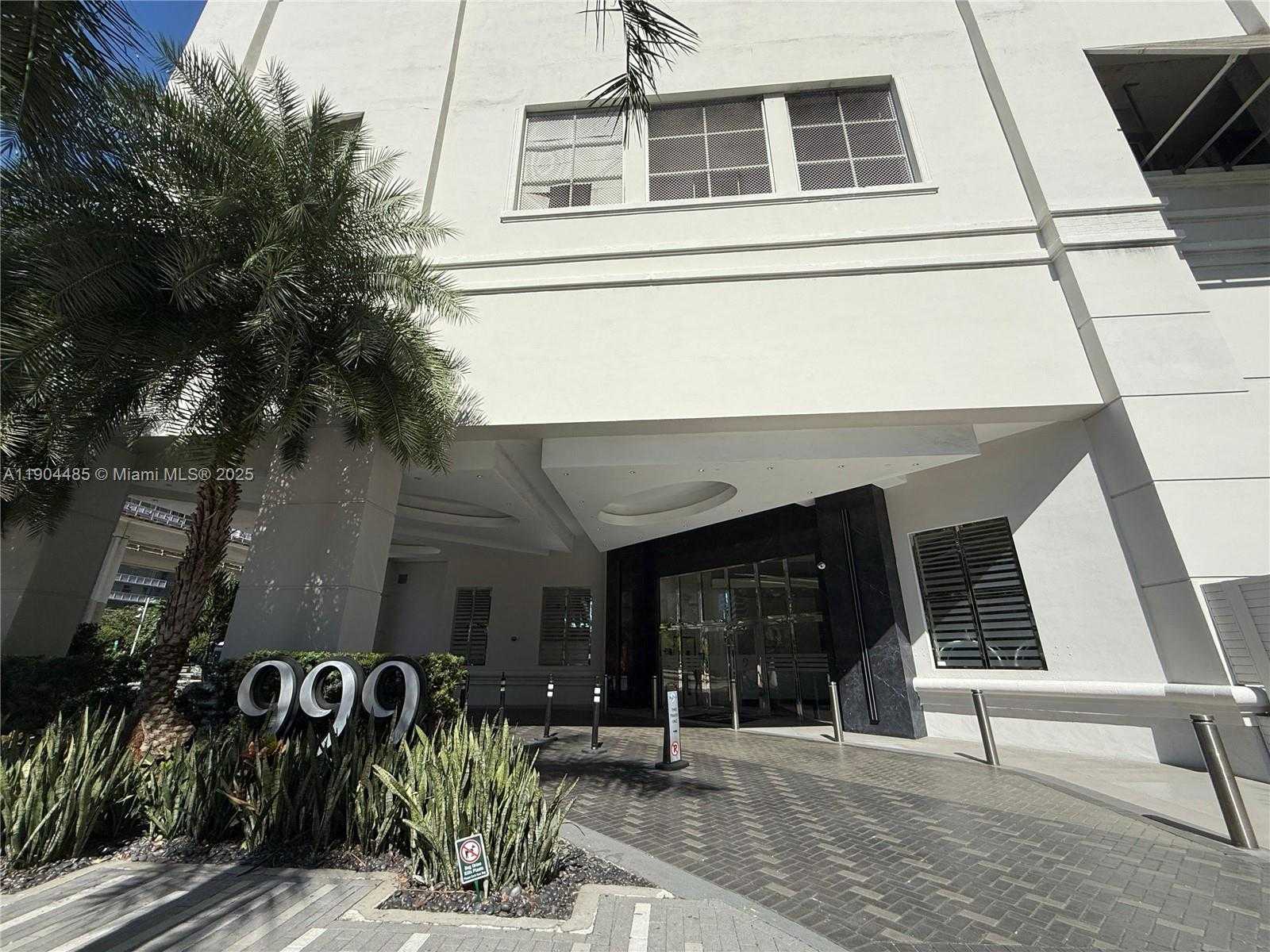 Small Image of 999 SOUTH WEST 1ST AVE #1915, Miami Number 2