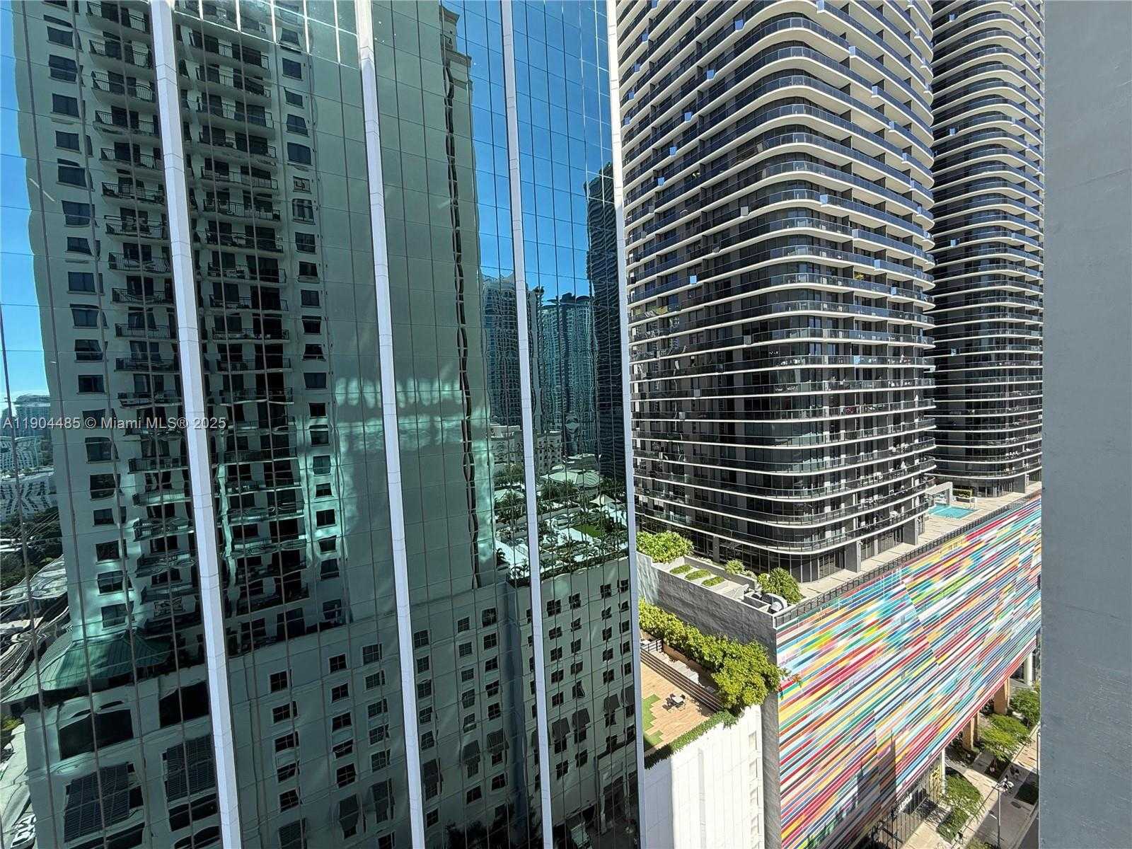 Small Image of 999 SOUTH WEST 1ST AVE #1915, Miami Number 37