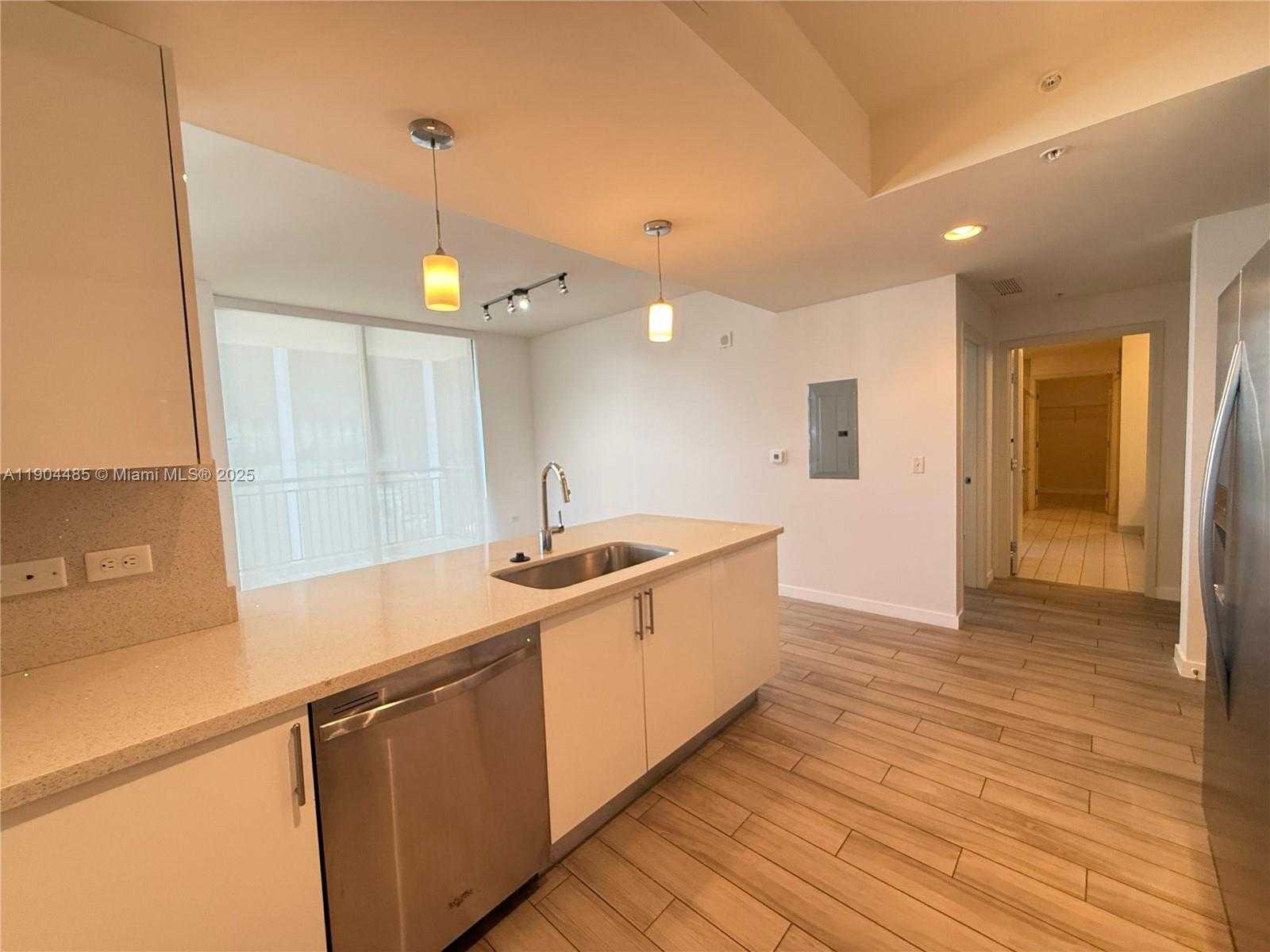 Small Image of 999 SOUTH WEST 1ST AVE #1915, Miami Number 6