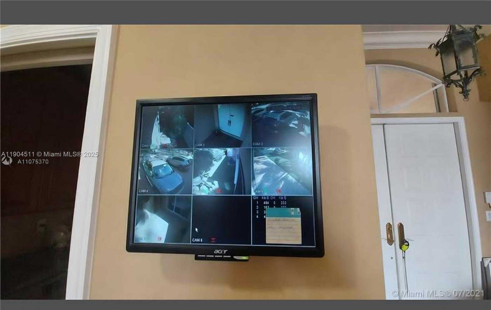 Small Image of 4045 SOUTH WEST 151ST TER, Miramar Number 14