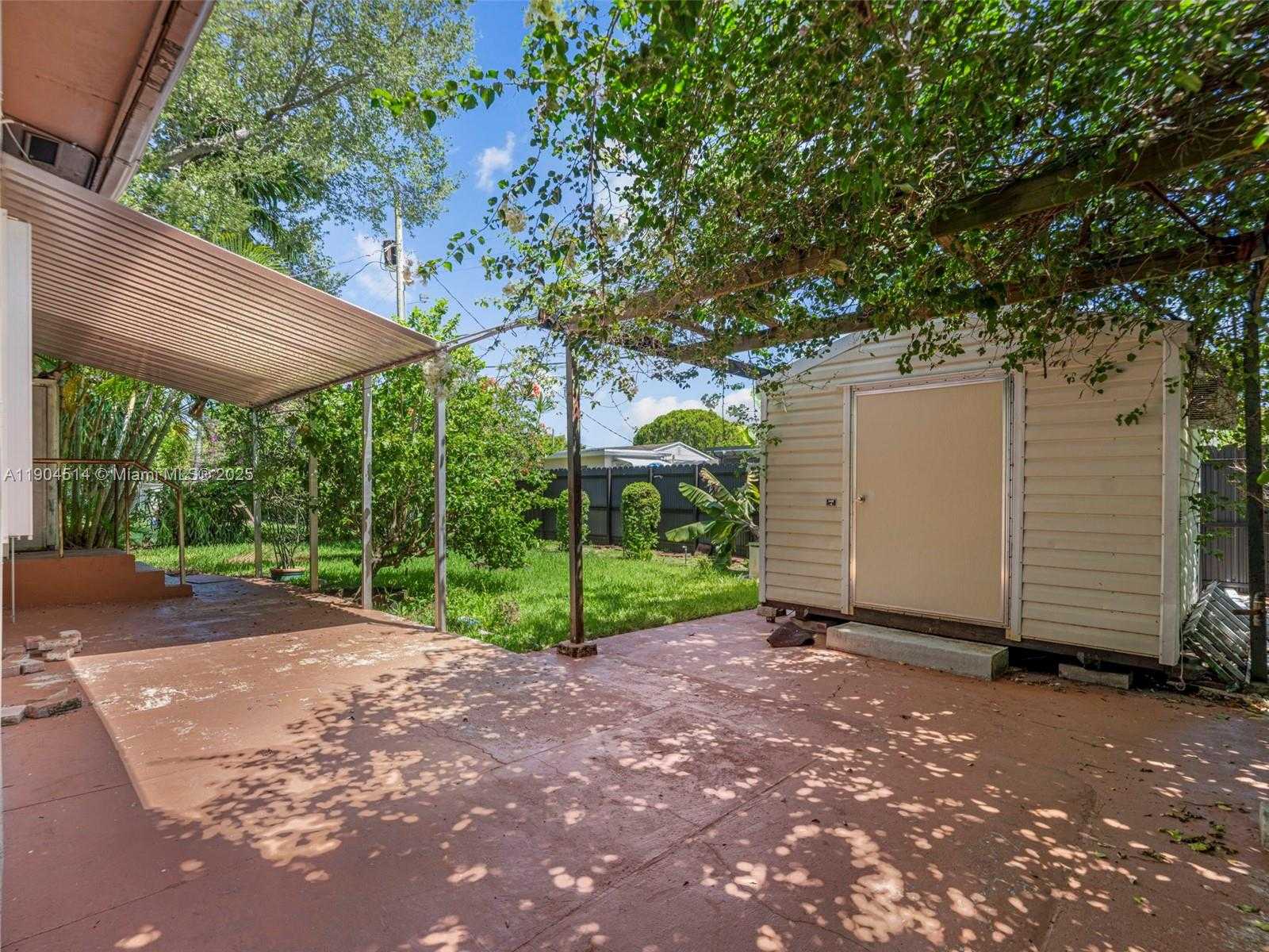 Small Image of 4850 SOUTH WEST 5TH TER, Miami Number 30