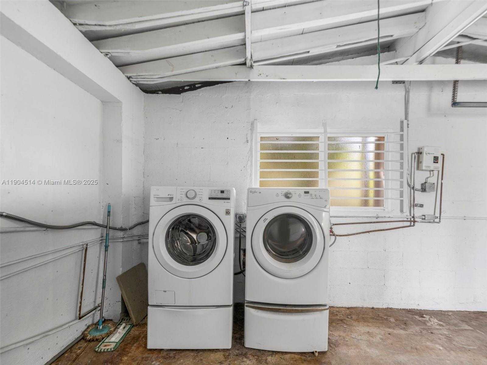 Small Image of 4850 SOUTH WEST 5TH TER, Miami Number 41