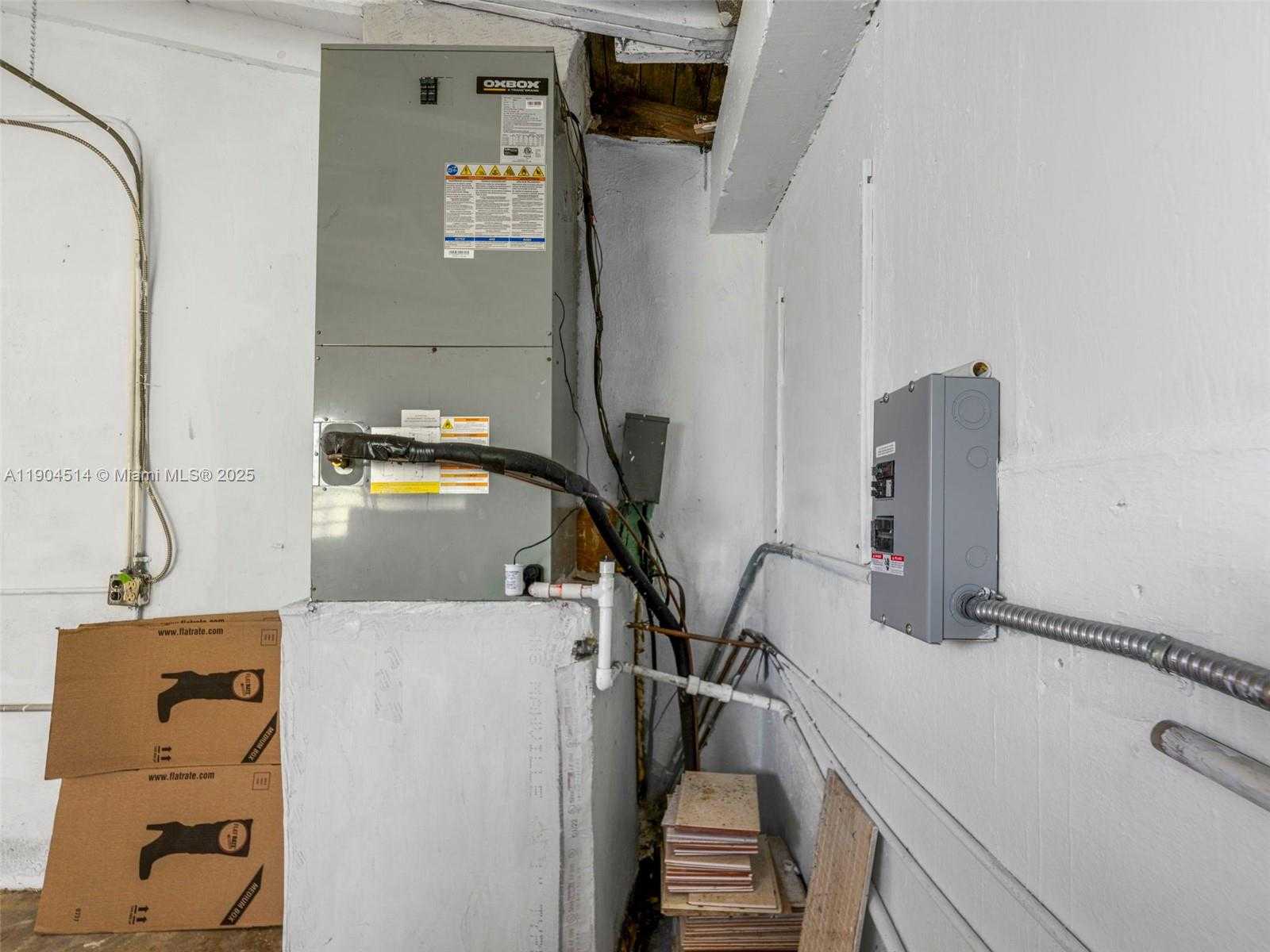 Small Image of 4850 SOUTH WEST 5TH TER, Miami Number 42