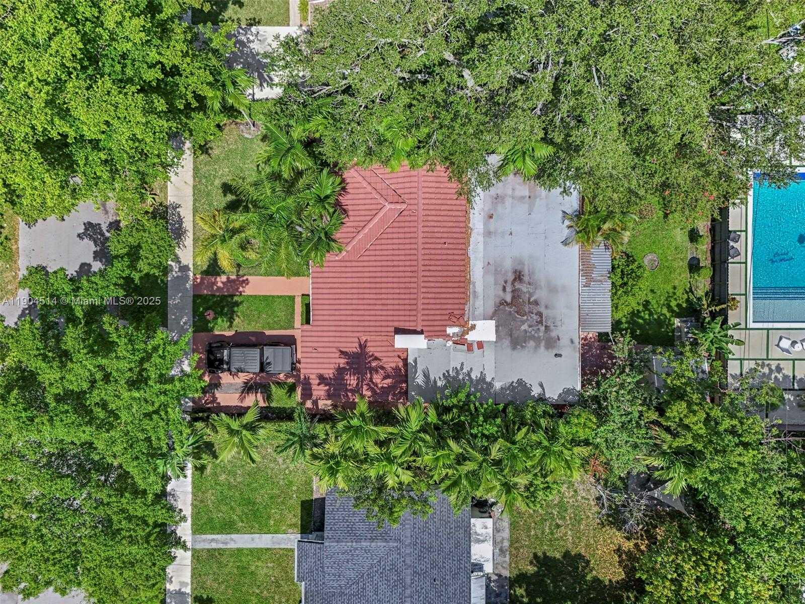 Small Image of 4850 SOUTH WEST 5TH TER, Miami Number 48