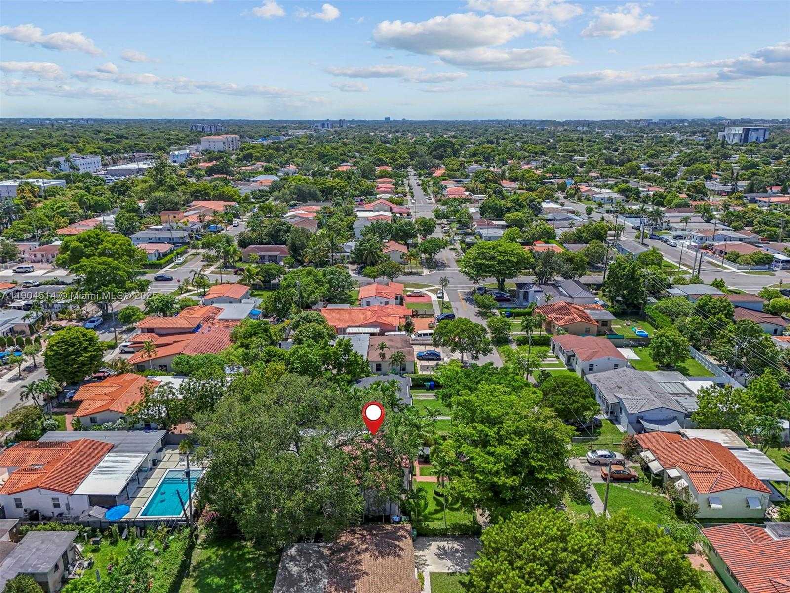 Small Image of 4850 SOUTH WEST 5TH TER, Miami Number 49