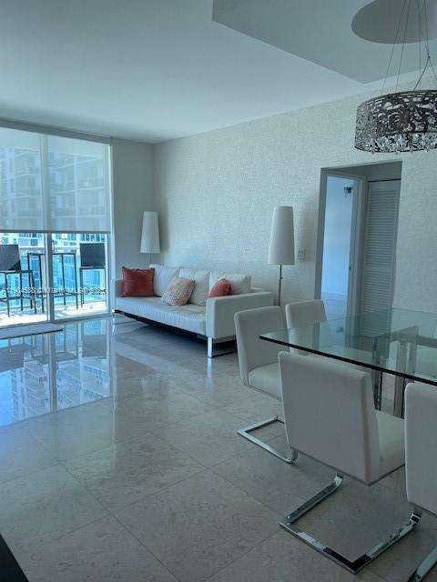 Small Image of 950 BRICKELL BAY DR #1805, Miami Number 24