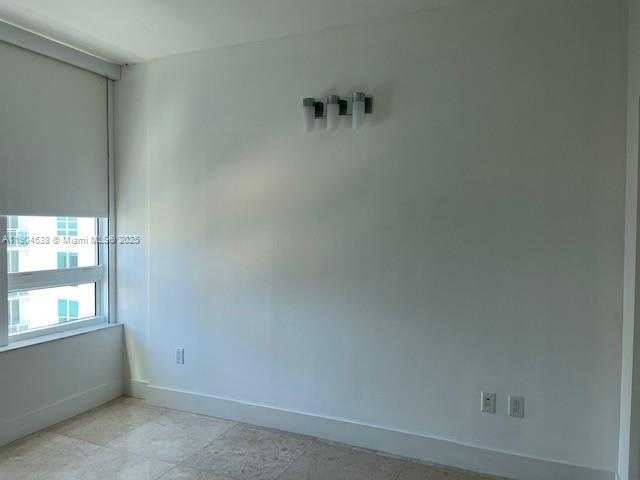 Small Image of 950 BRICKELL BAY DR #1805, Miami Number 28