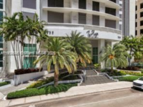Small Image of 950 BRICKELL BAY DR #1805, Miami Number 3