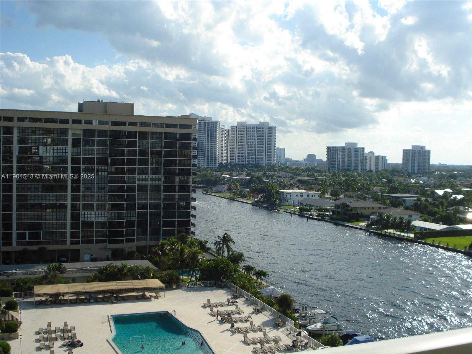 Small Image of 1965 SOUTH OCEAN DR #10P, Hallandale Beach Number 6