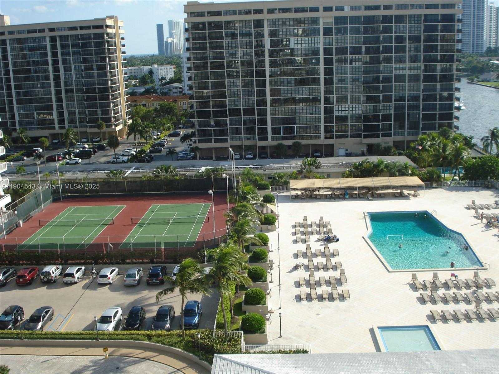 Small Image of 1965 SOUTH OCEAN DR #10P, Hallandale Beach Number 7