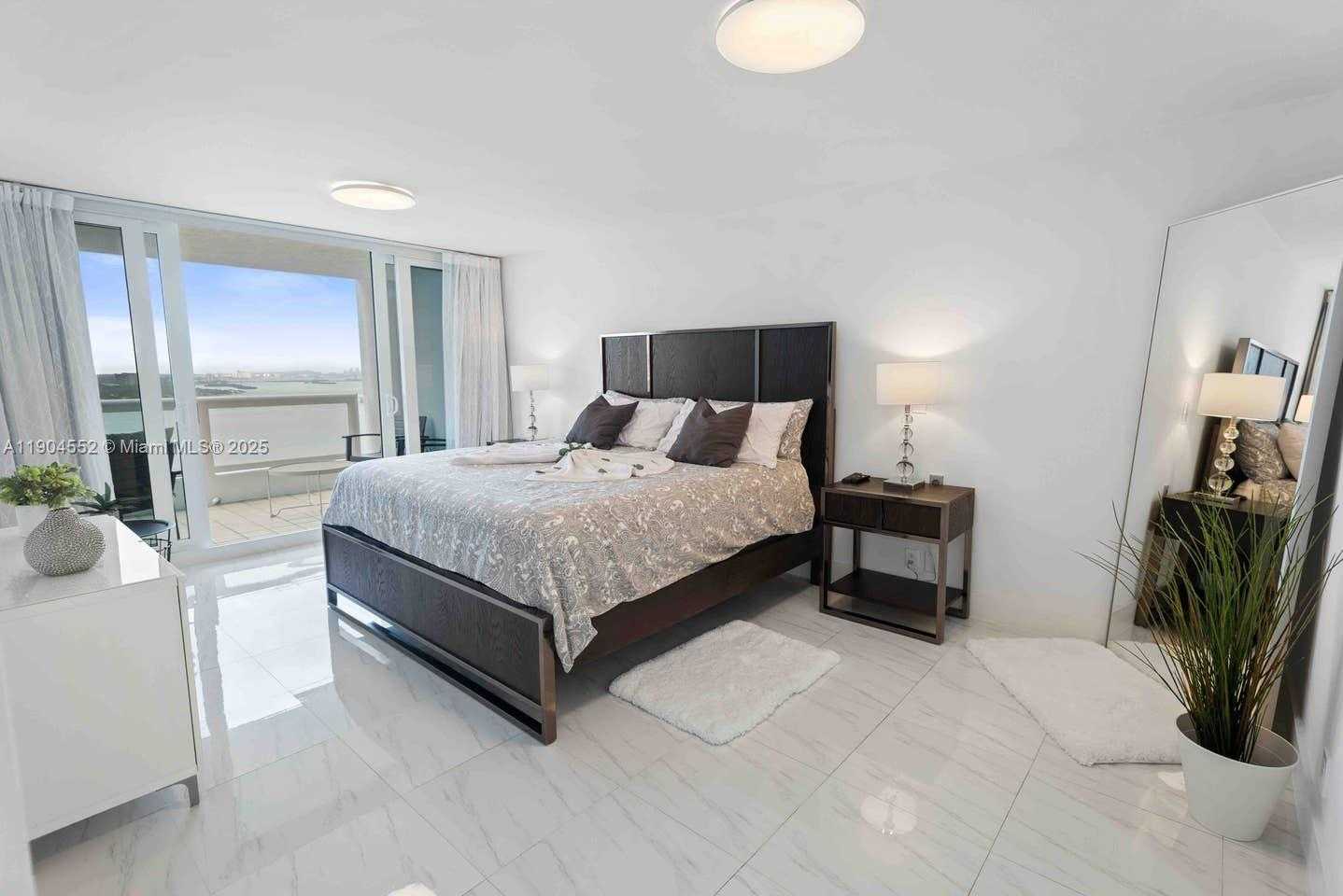 Small Image of 1717 NORTH BAYSHORE DR #C-4037, Miami Number 13