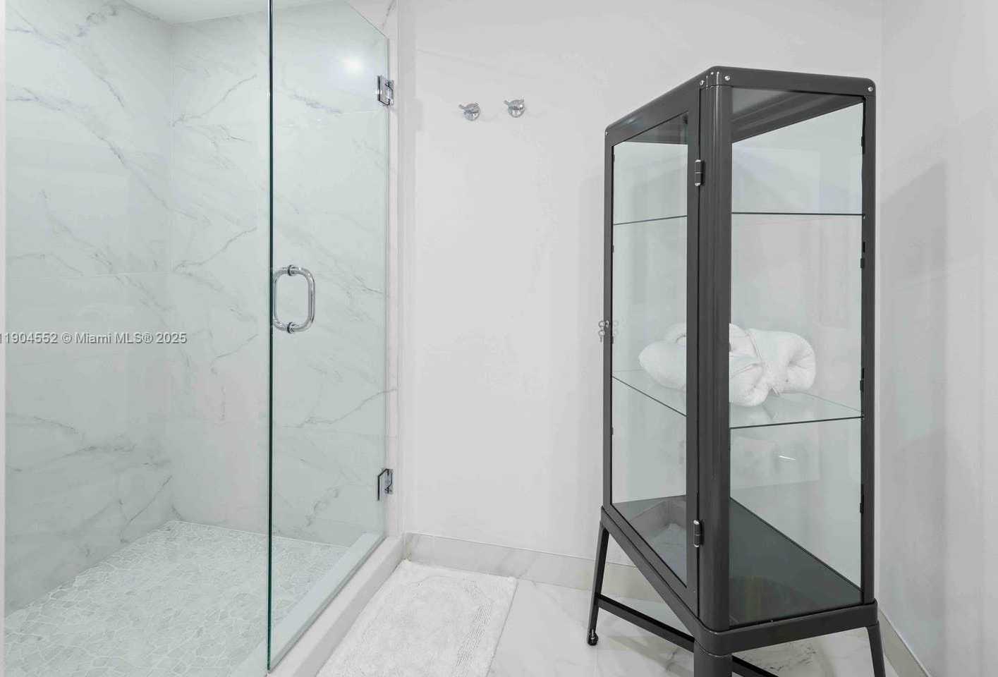 Small Image of 1717 NORTH BAYSHORE DR #C-4037, Miami Number 16