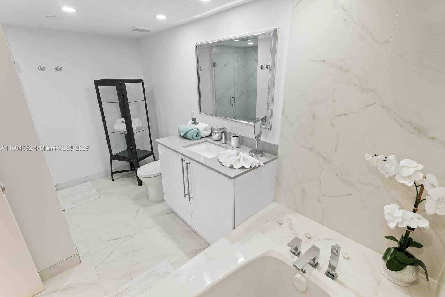 Small Image of 1717 NORTH BAYSHORE DR #C-4037, Miami Number 17