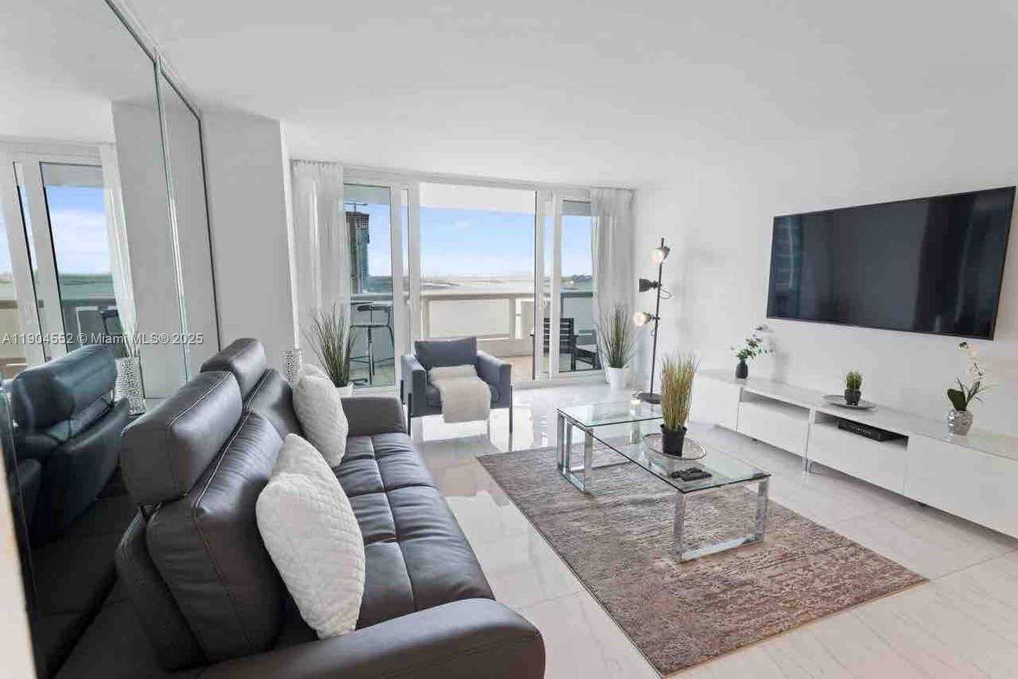 Small Image of 1717 NORTH BAYSHORE DR #C-4037, Miami Number 2