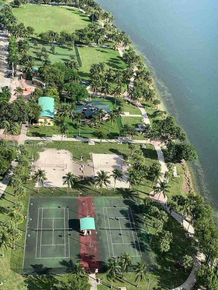 Small Image of 1717 NORTH BAYSHORE DR #C-4037, Miami Number 20