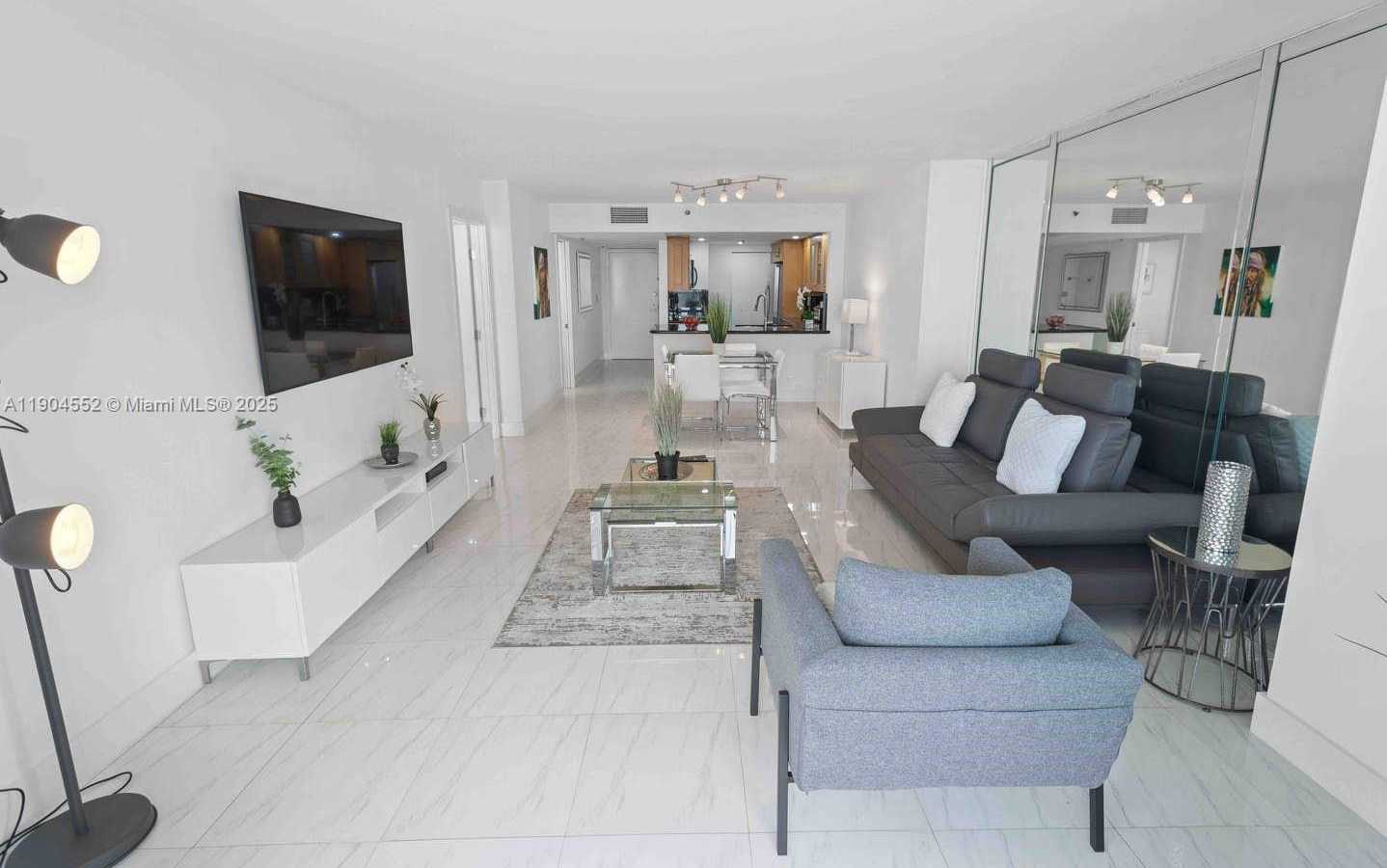 Small Image of 1717 NORTH BAYSHORE DR #C-4037, Miami Number 3