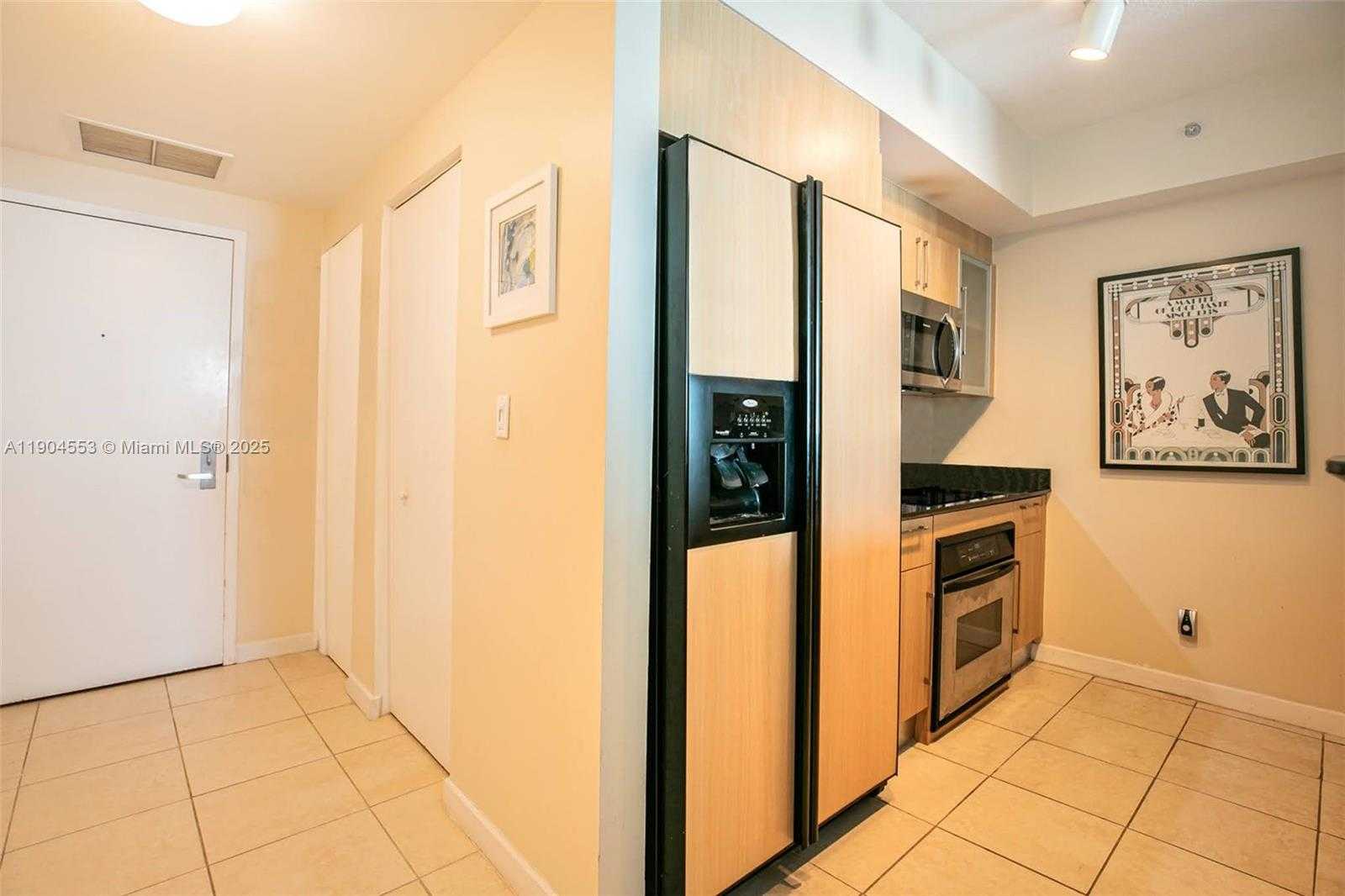 Small Image of 325 SOUTH BISCAYNE BLVD #1717, Miami Number 10