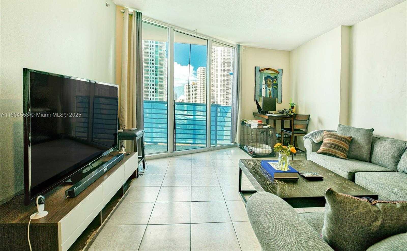 Small Image of 325 SOUTH BISCAYNE BLVD #1717, Miami Number 15