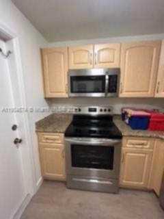 Small Image of 7925 SOUTH WEST 104TH ST #101E, Miami Number 14