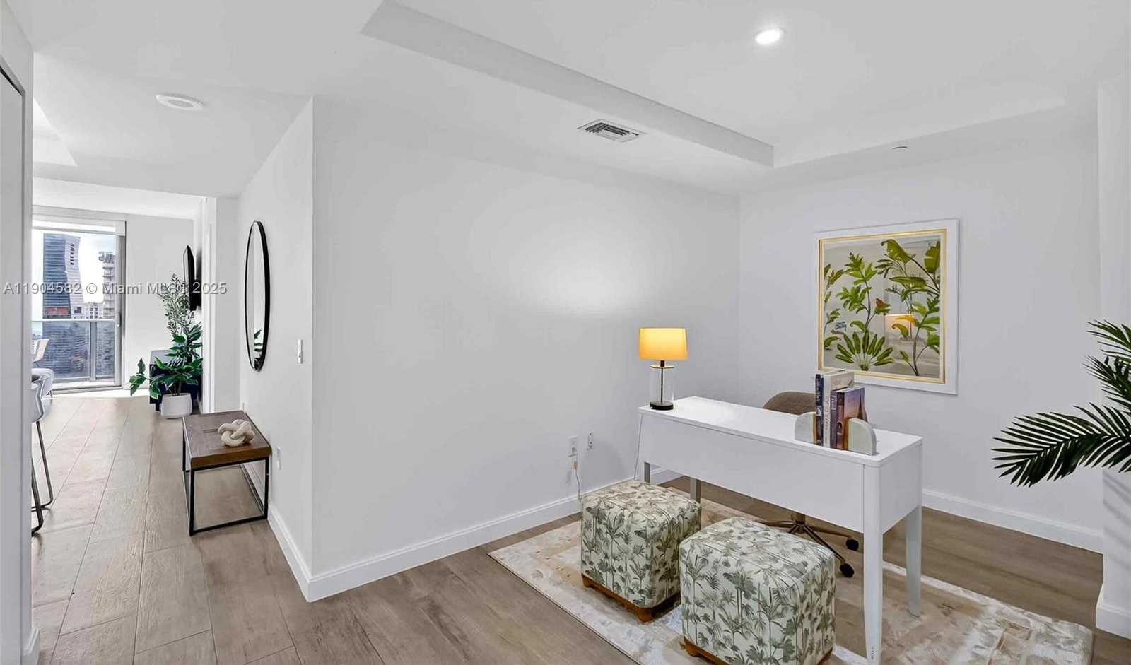 Imagen de Pequeño Objeto