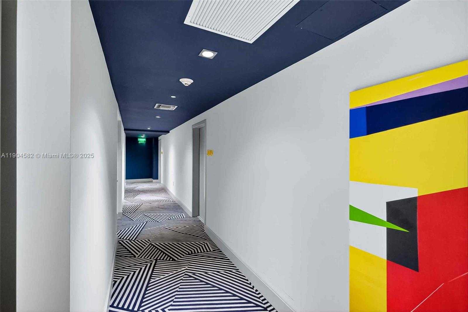 Imagen de Pequeño Objeto