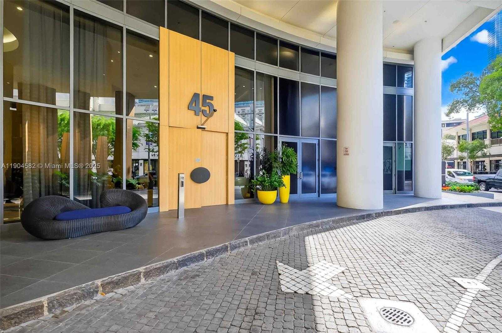 Imagen de Pequeño Objeto