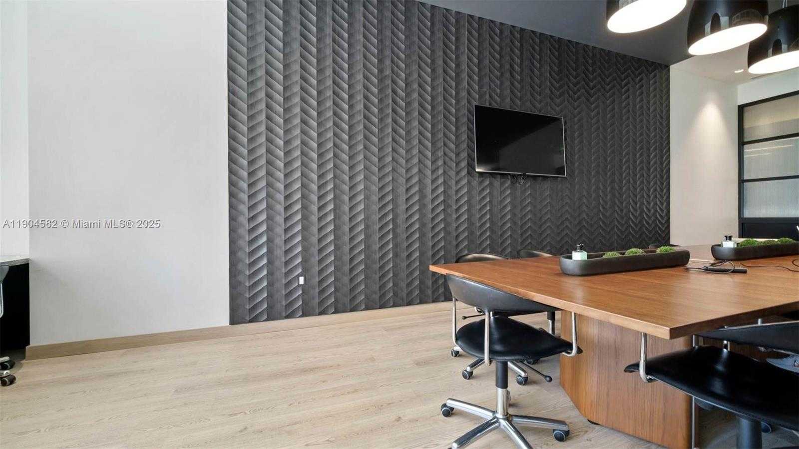 Imagen de Pequeño Objeto