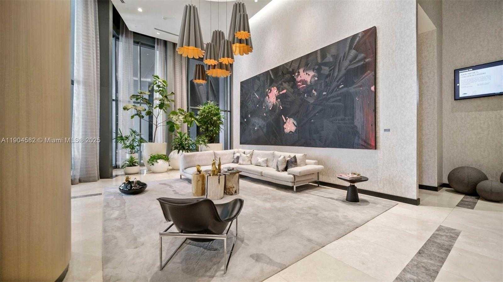 Imagen de Pequeño Objeto