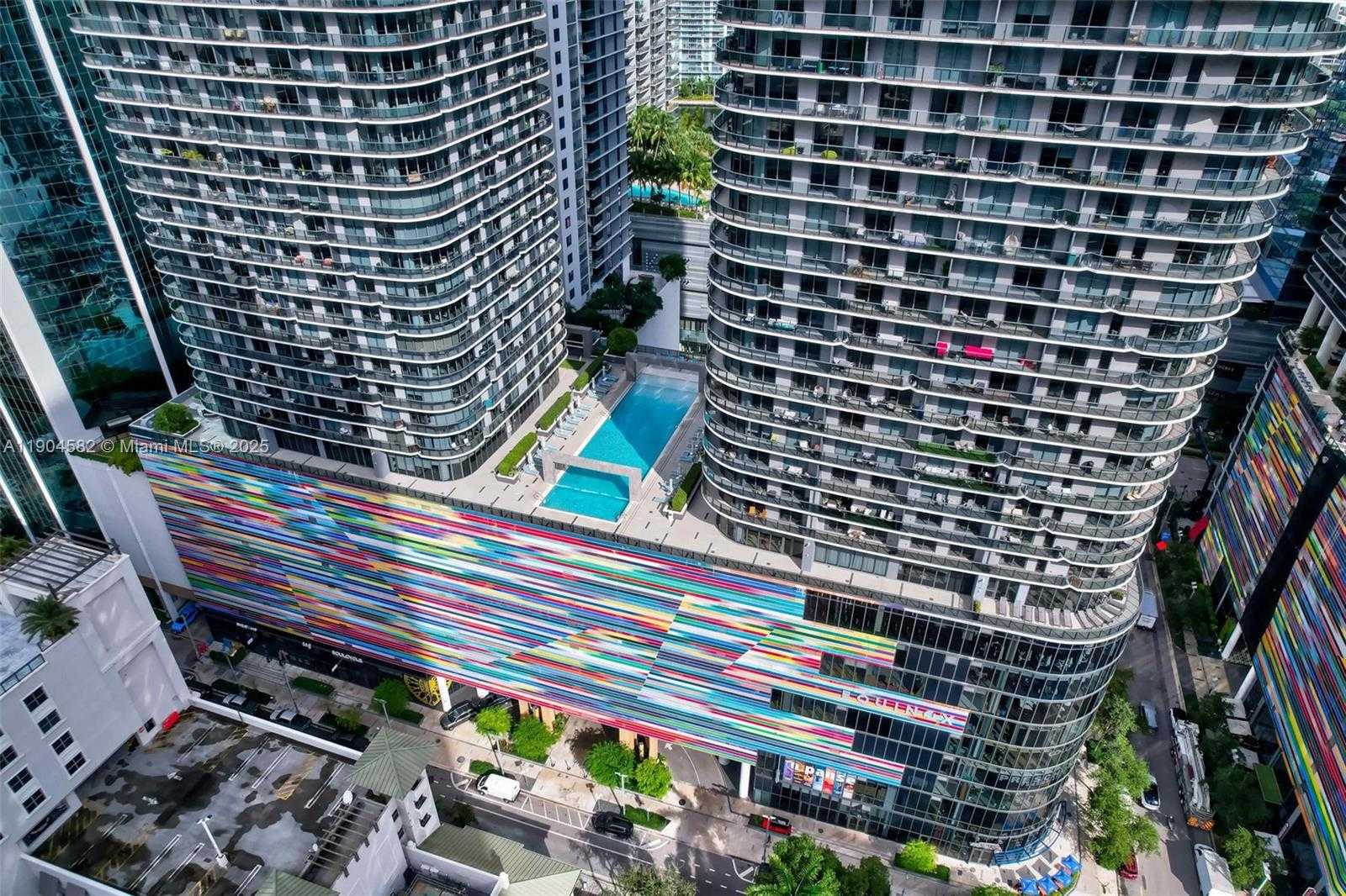 Imagen de Pequeño Objeto