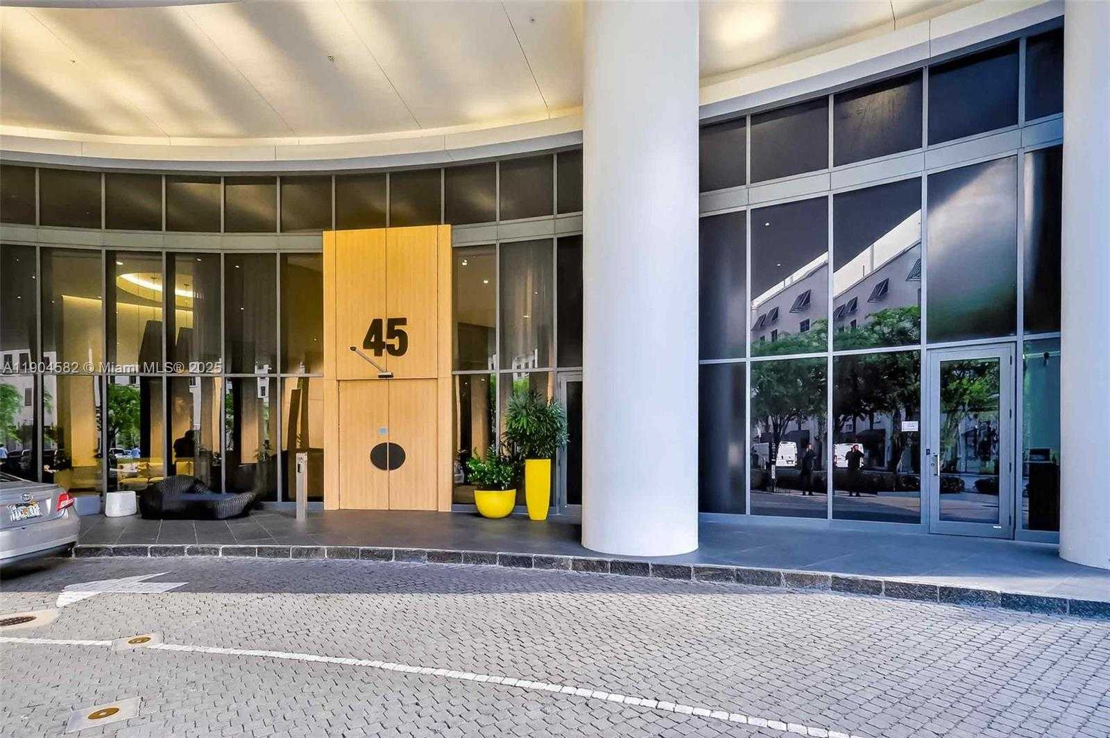 Imagen de Pequeño Objeto