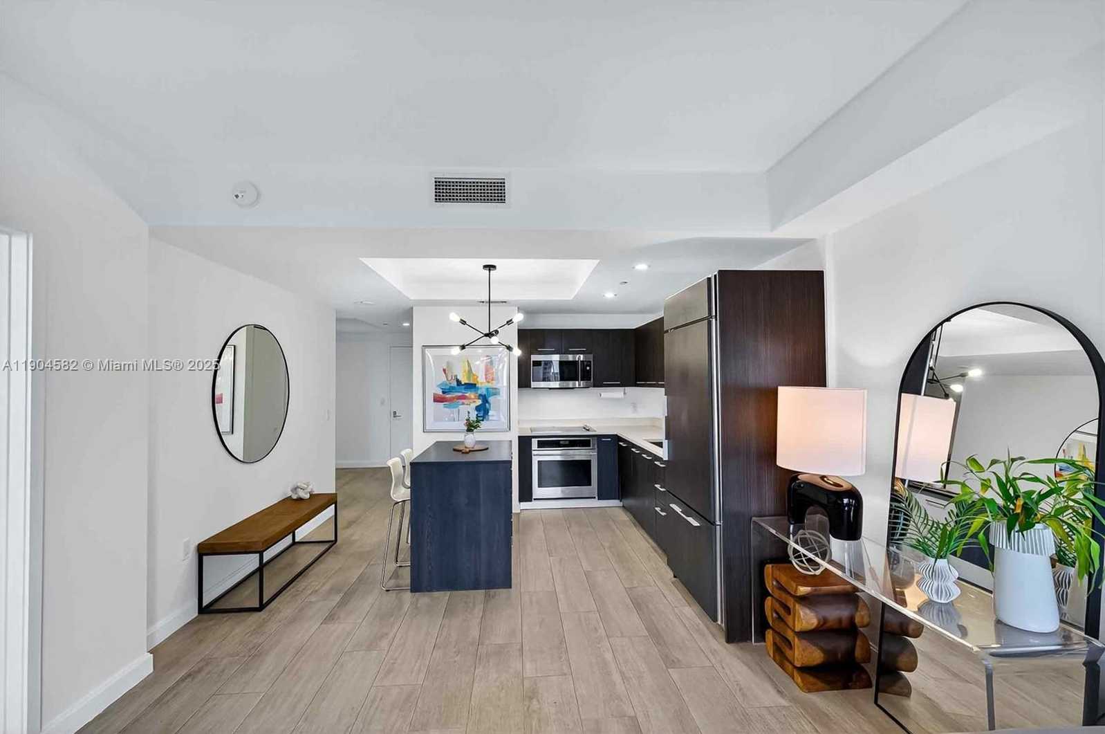 Imagen de Pequeño Objeto