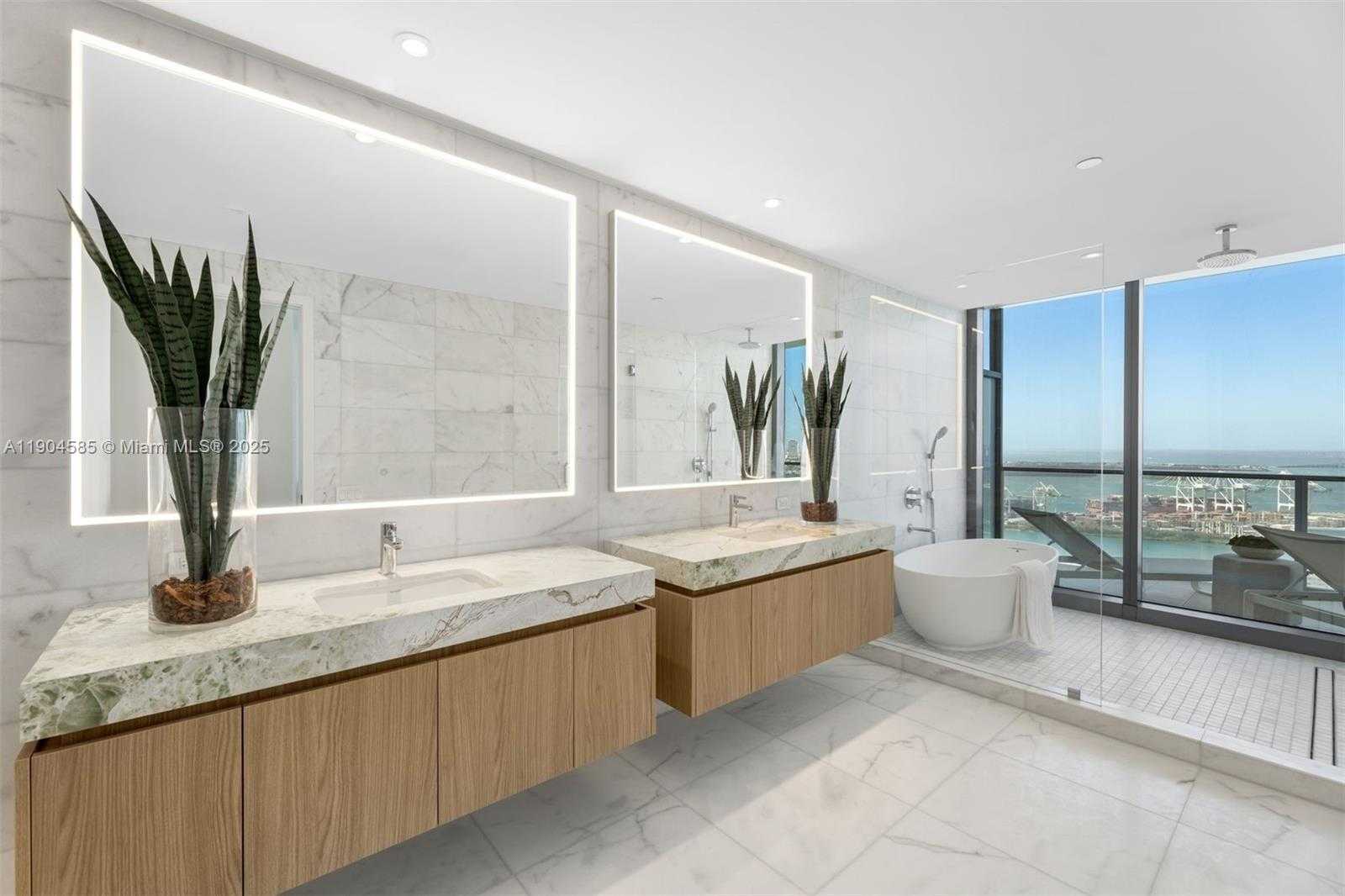 Small Image of 500 ALTON ROAD #4202, Miami Beach Number 11