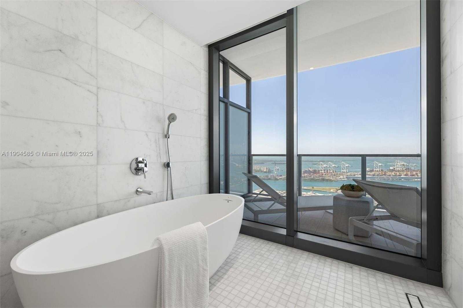 Small Image of 500 ALTON ROAD #4202, Miami Beach Number 13