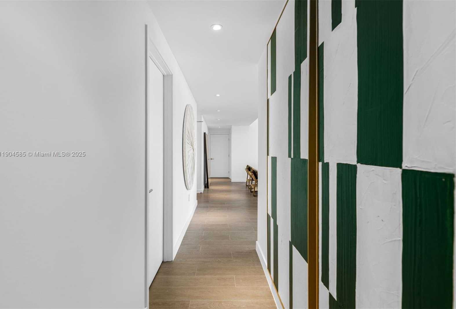 Small Image of 500 ALTON ROAD #4202, Miami Beach Number 14