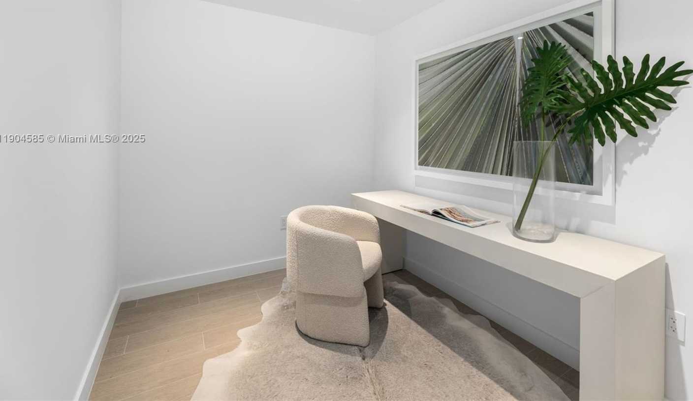 Small Image of 500 ALTON ROAD #4202, Miami Beach Number 17