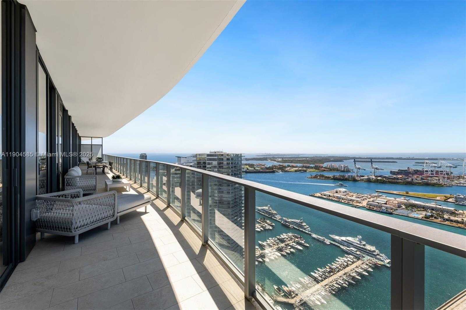 Small Image of 500 ALTON ROAD #4202, Miami Beach Number 23