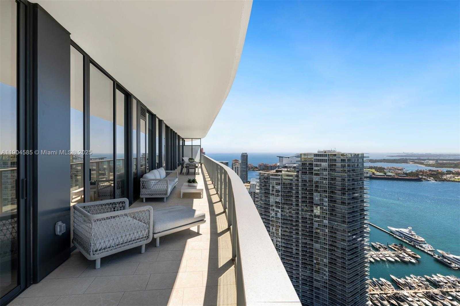 Small Image of 500 ALTON ROAD #4202, Miami Beach Number 24