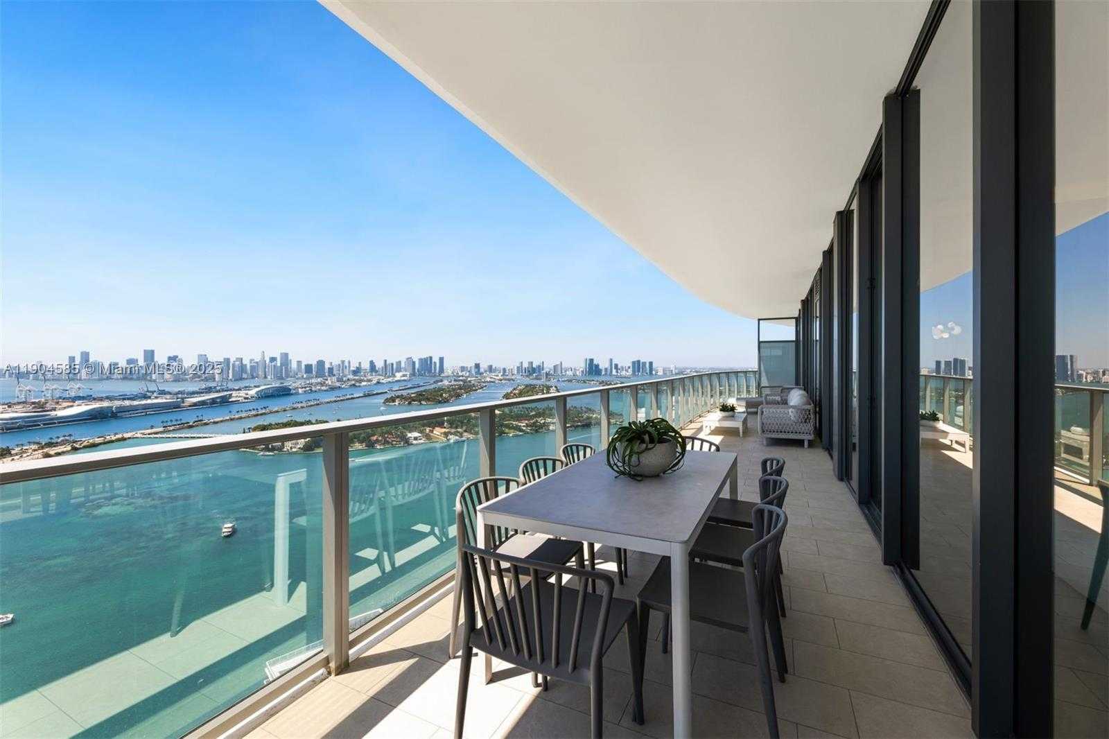 Small Image of 500 ALTON ROAD #4202, Miami Beach Number 26