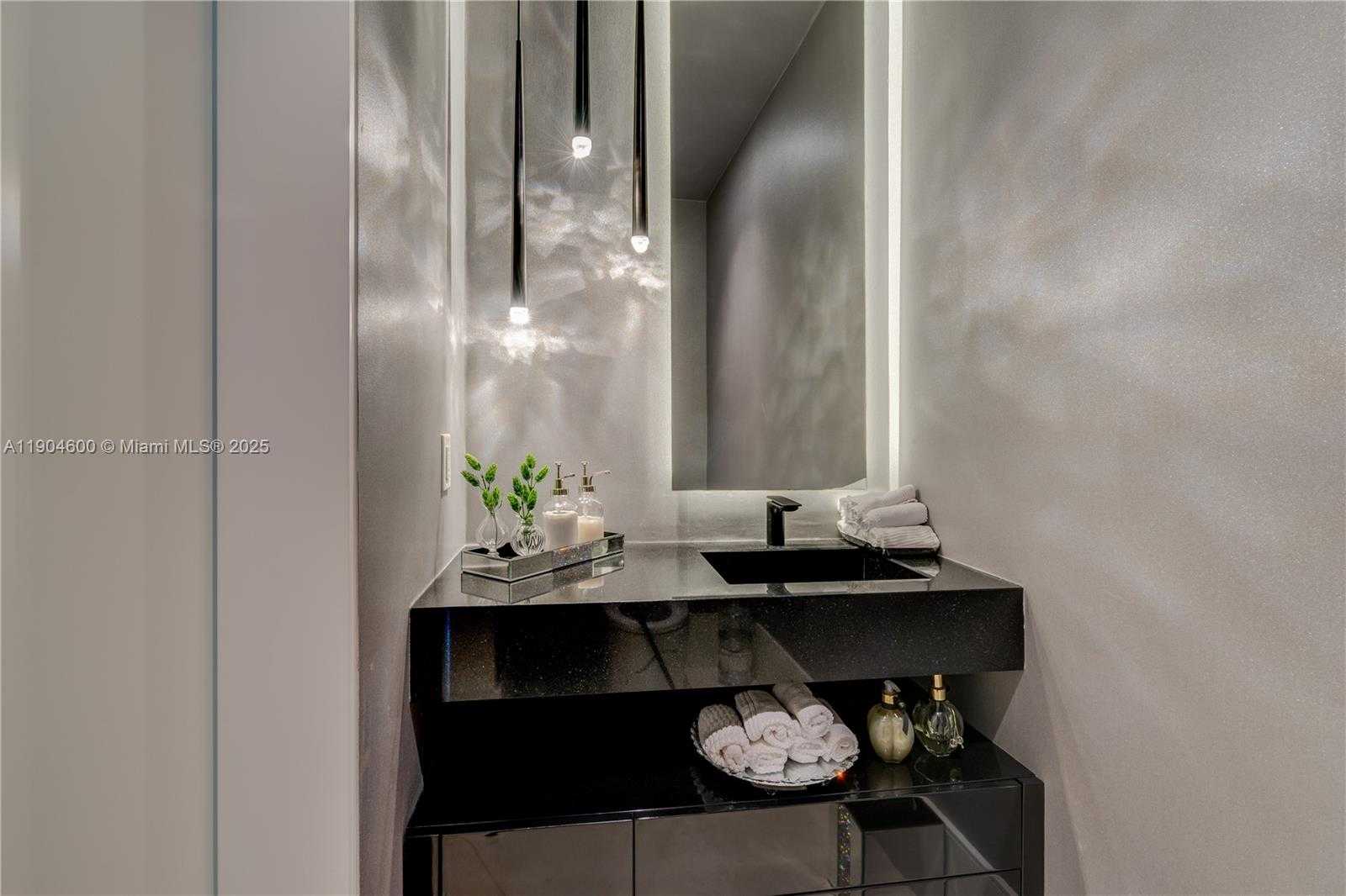 Small Image of 18555 COLLINS AVE #2403, Sunny Isles Beach Number 15