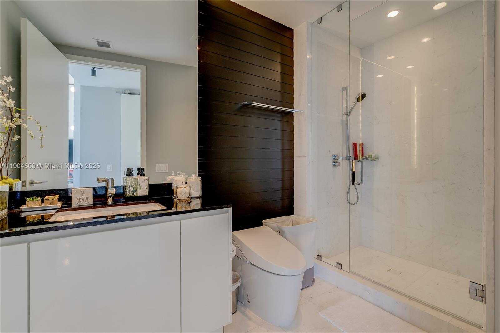 Small Image of 18555 COLLINS AVE #2403, Sunny Isles Beach Number 20