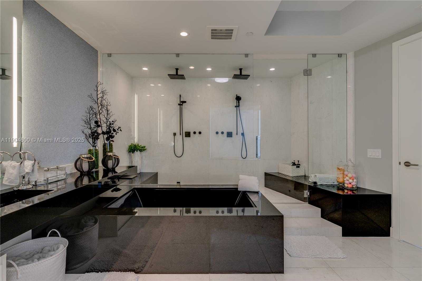 Small Image of 18555 COLLINS AVE #2403, Sunny Isles Beach Number 24