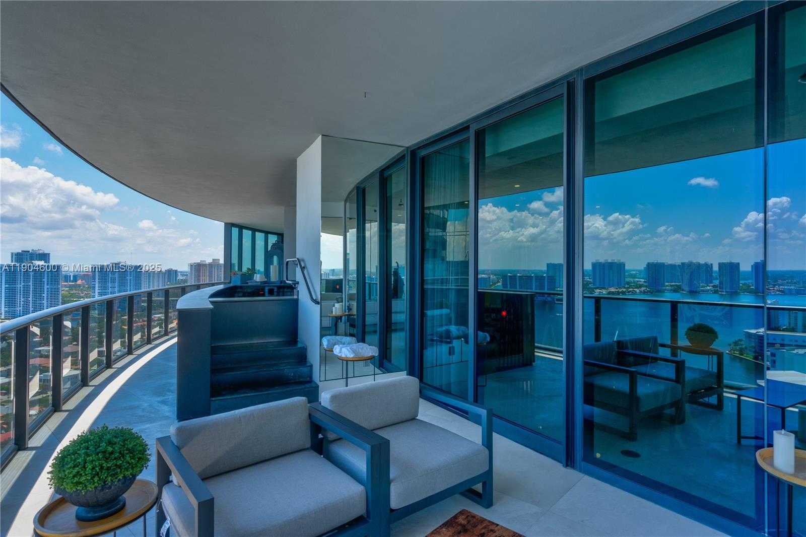 Small Image of 18555 COLLINS AVE #2403, Sunny Isles Beach Number 31