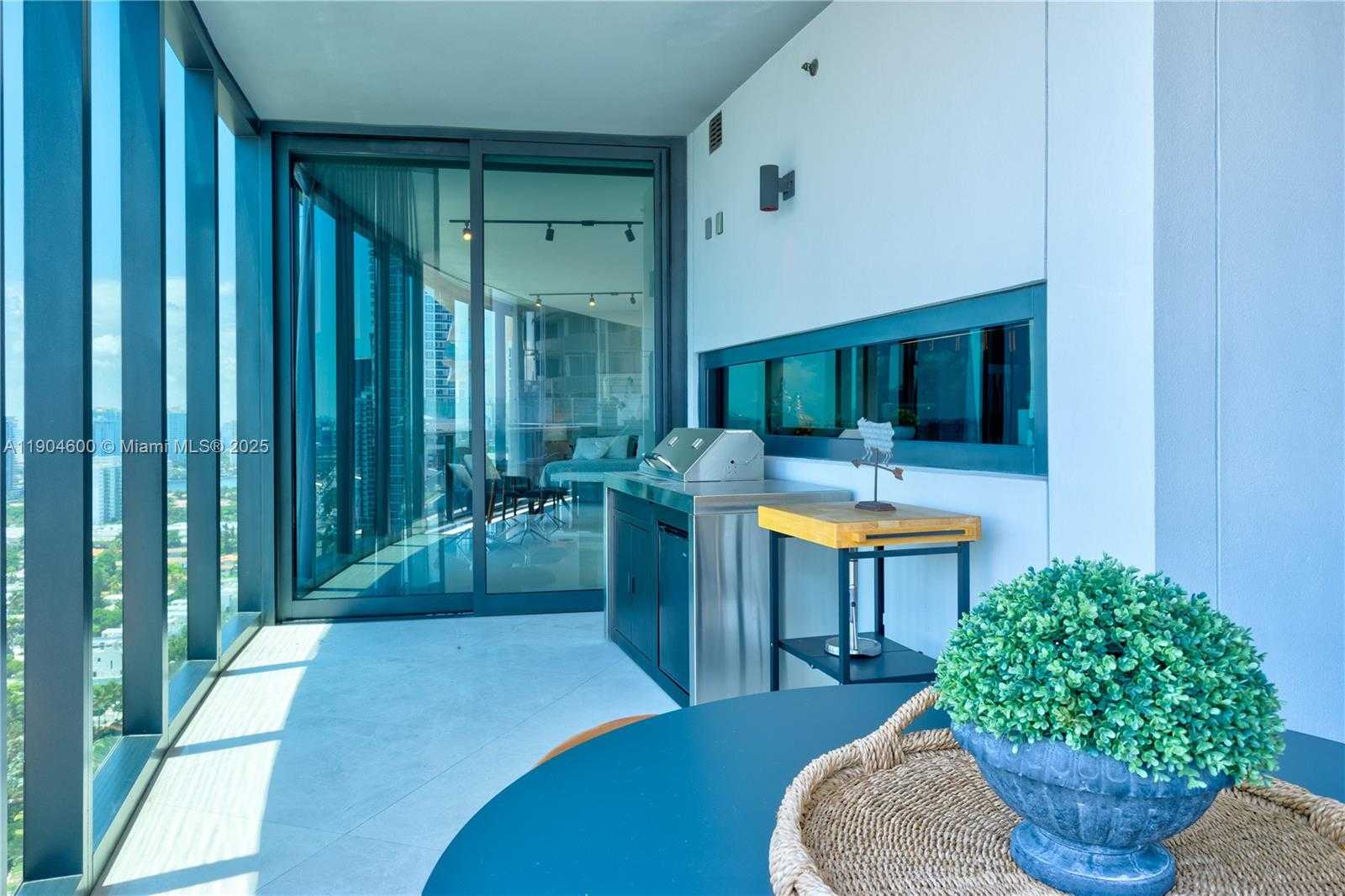 Small Image of 18555 COLLINS AVE #2403, Sunny Isles Beach Number 34