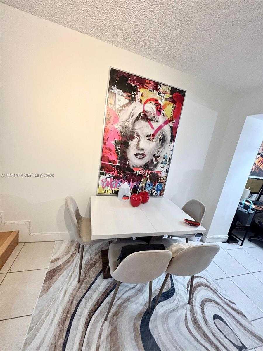 Small Image of 801 BRICKELL BAY DR #963, Miami Number 25
