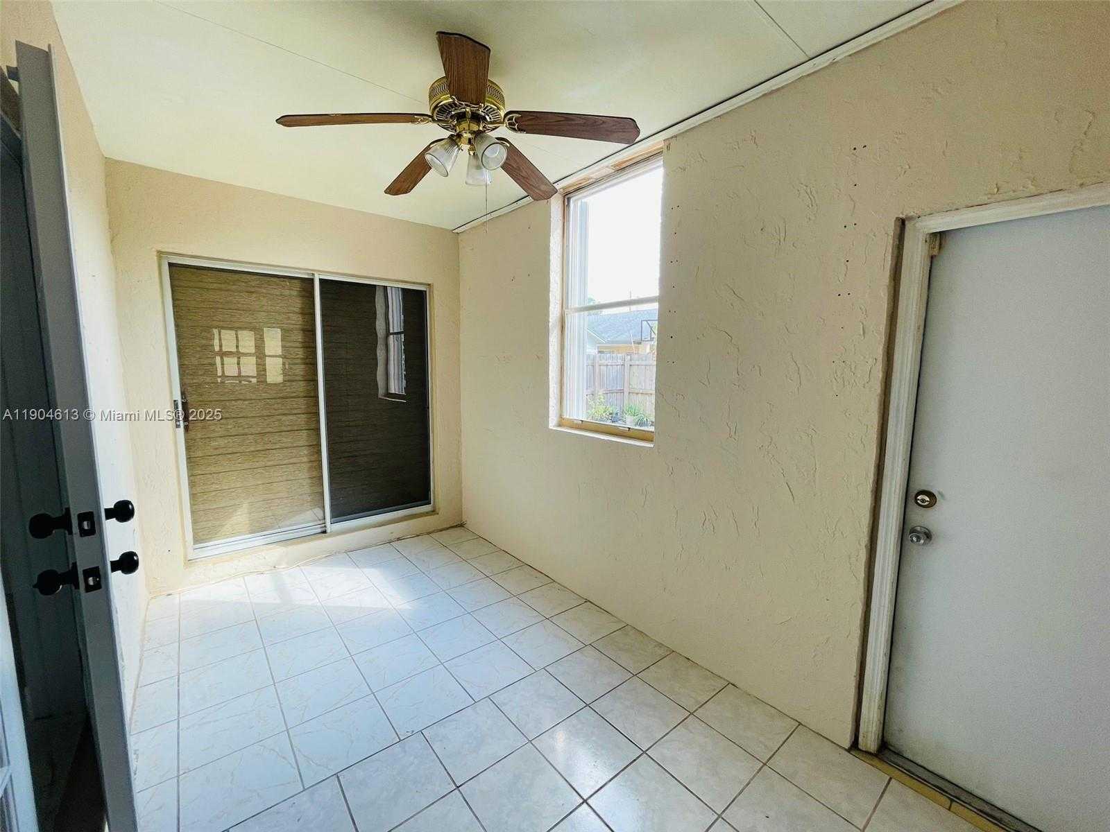 Small Image of 12740 SOUTH WEST 249TH TER, Homestead Number 23