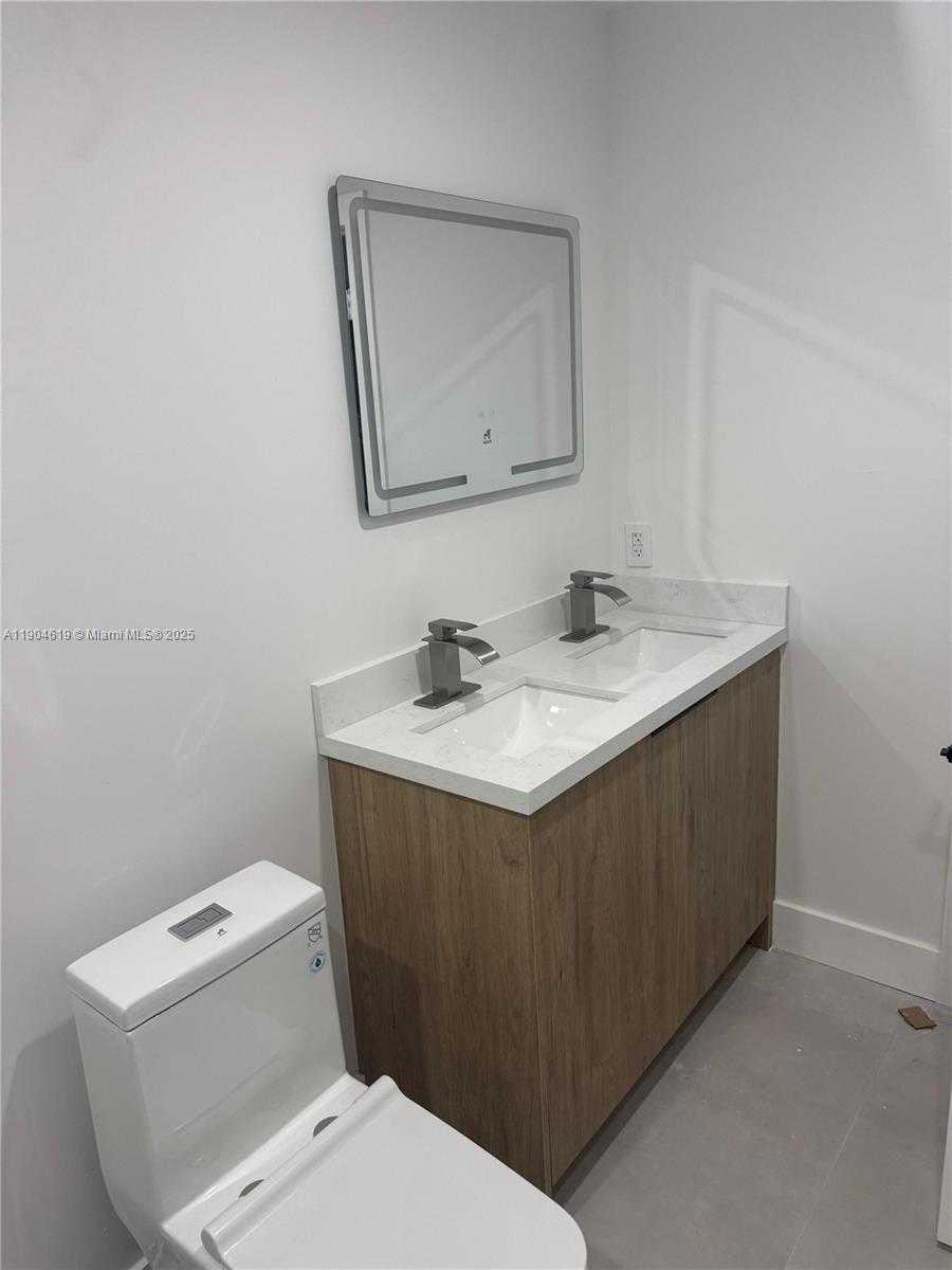 Small Image of 9410 SOUTH WEST 55TH STREET, Miami Number 12